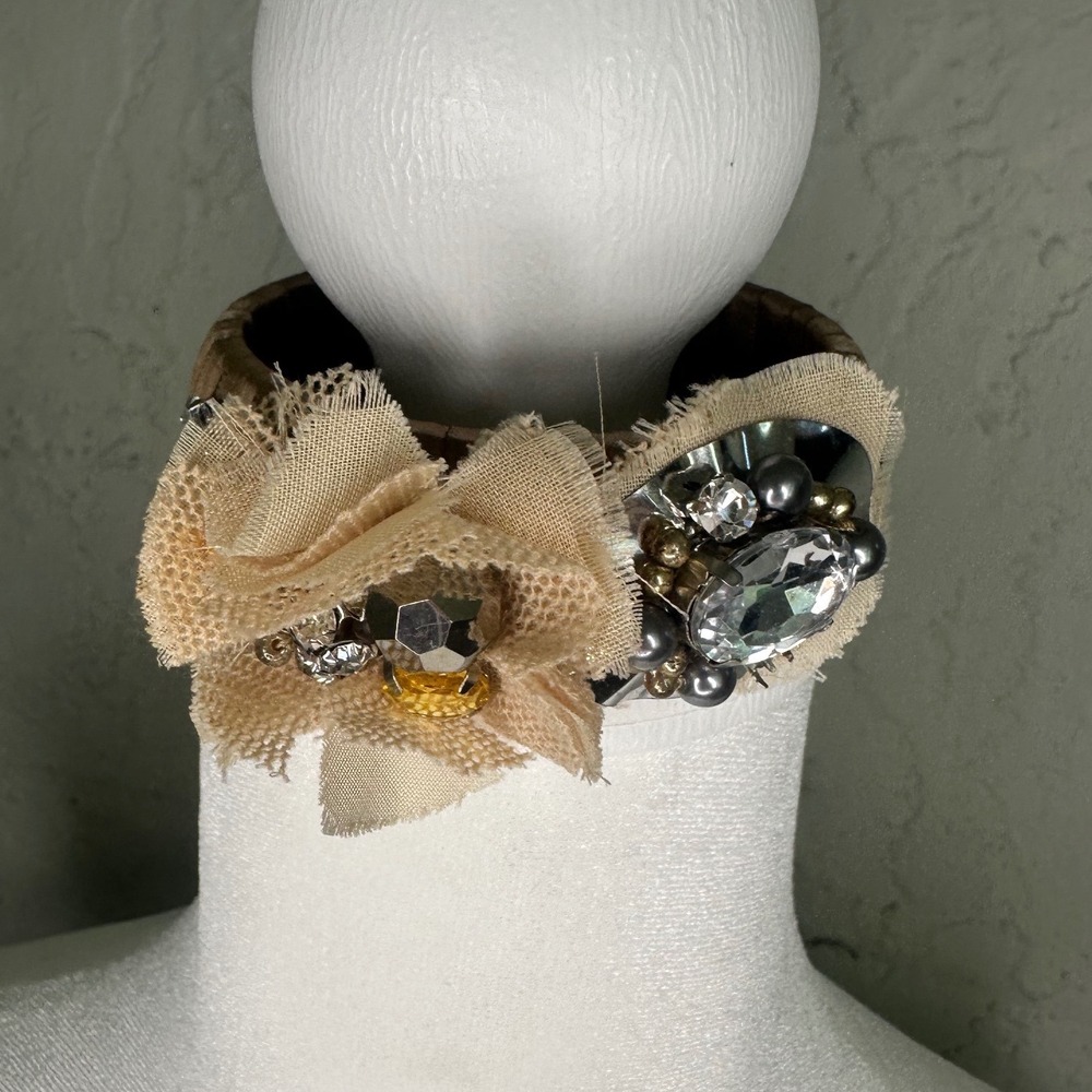 Bedazzled‎ Flower Bangle